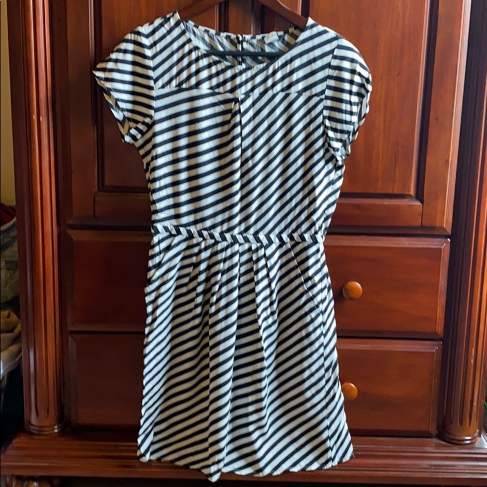 J.crew Factory black/white stripe dress size 0